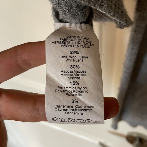 Brandy Melville Casey Quarter Zip Sweater - Picture 8 of 12